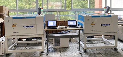 雷宇作为本次活动的支持方,提供了LaserMaker建模软件与激光切割硬件支持。