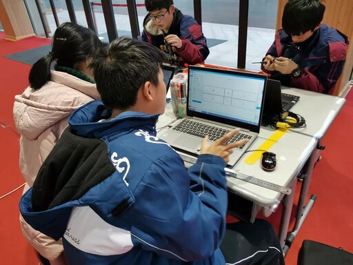 意智造现场赛除了评选优秀作品外,更加注重创作过程。