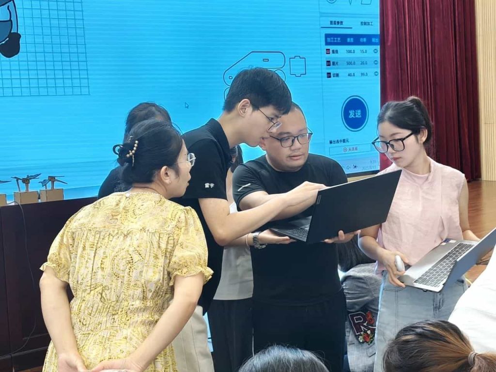 雷宇教育赋能中央电化教育馆科创教育工作坊培训, 激活科创教育新势能